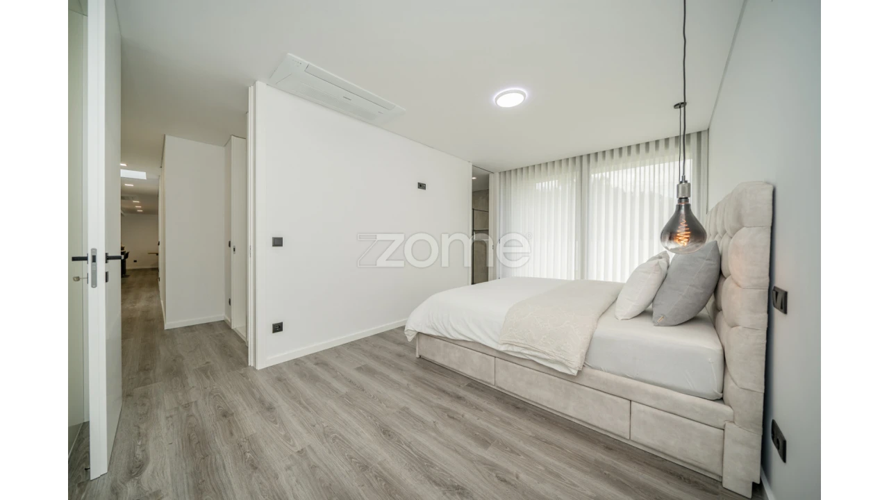Moradia T3 para Venda em Chafe Foto 29