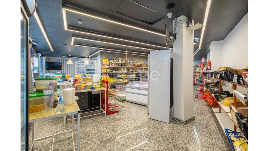 Negócio para Venda em Venteira Foto 13