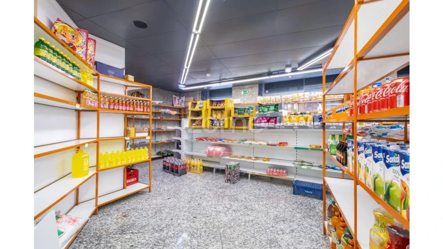 Negócio para Venda em Venteira Foto 8