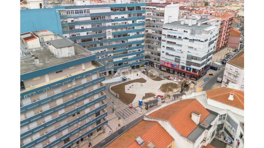 Negócio para Venda em Venteira Foto 24