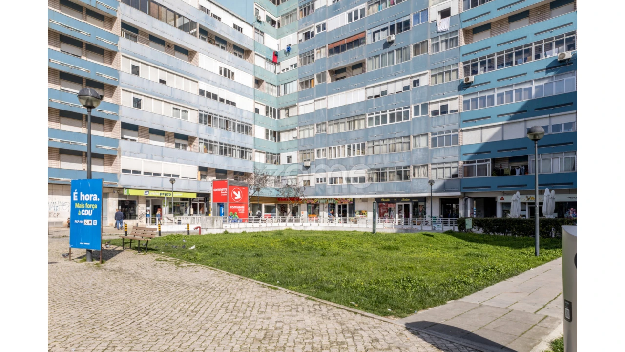 Negócio para Venda em Venteira Foto 7