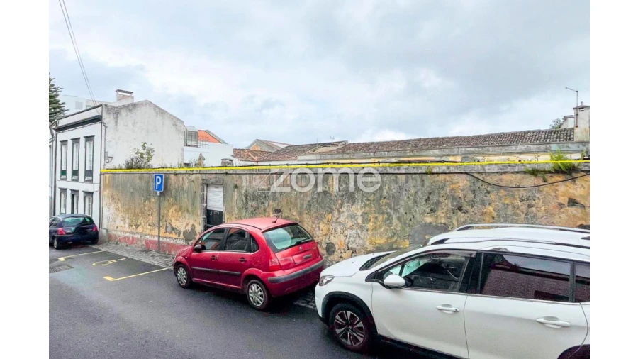 Moradia T2 para Venda em Ponta Delgada (São Pedro) Foto 5