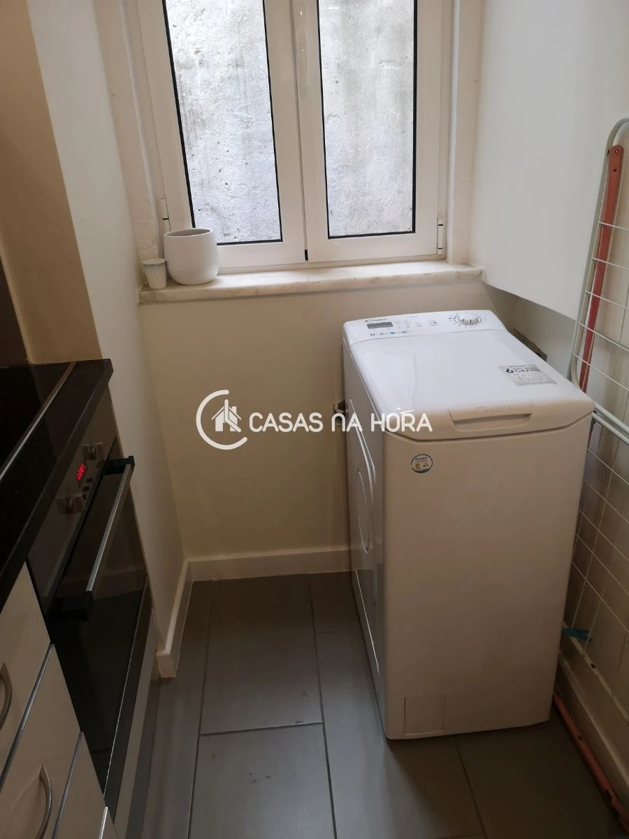 Apartamento T2 para Venda em Santa Maria Maior Foto 24