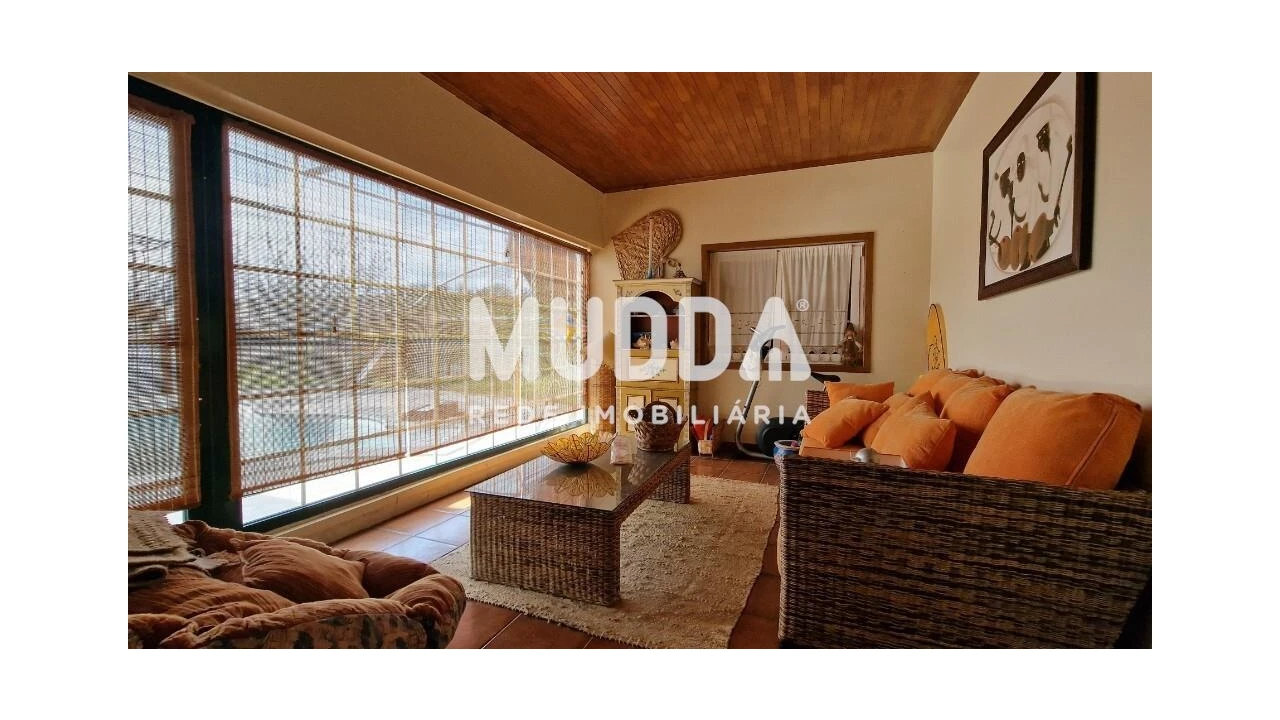 Moradia T4 para Venda em São Pedro de Serracenos Foto 4