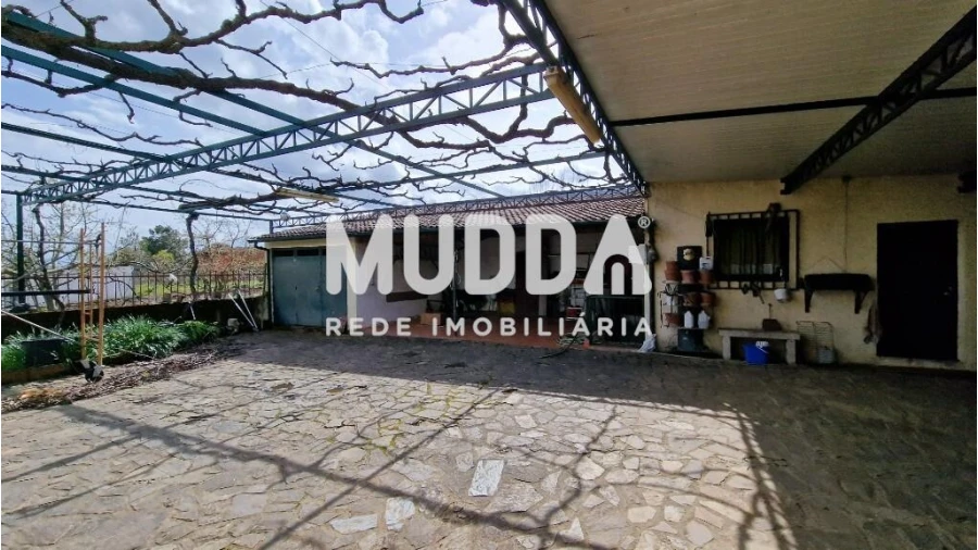 Moradia T4 para Venda em São Pedro de Serracenos Foto 9