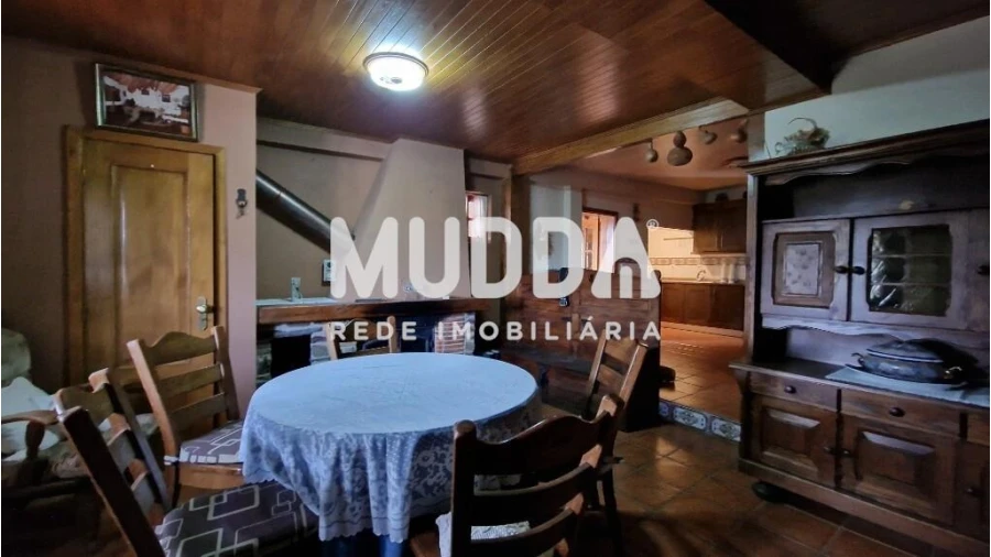 Moradia T4 para Venda em São Pedro de Serracenos Foto 2