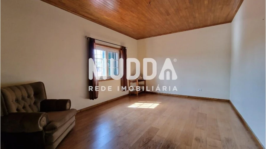 Moradia T4 para Venda em São Pedro de Serracenos Foto 7