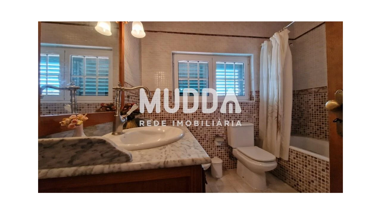 Moradia T4 para Venda em São Pedro de Serracenos Foto 8