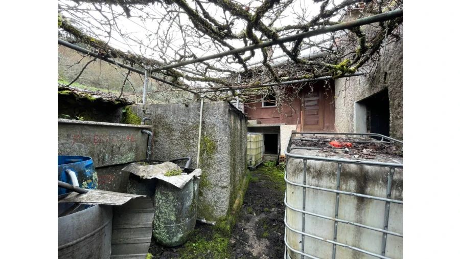 Moradia T3 para Venda em São Miguel, Santa Eufémia e Rabaçal Foto 7