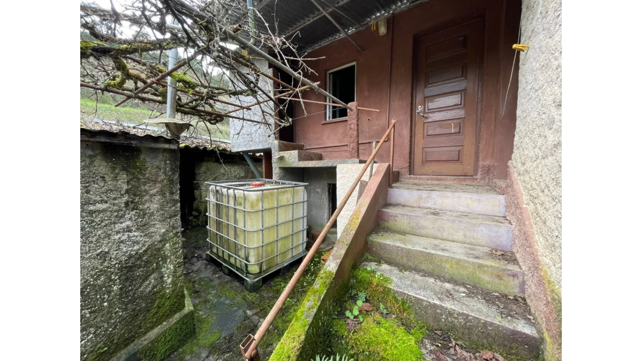 Moradia T3 para Venda em São Miguel, Santa Eufémia e Rabaçal Foto 1