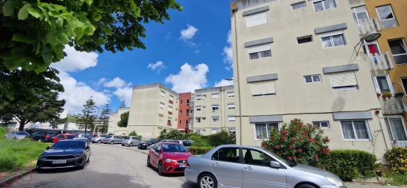 Apartamento T2 para Venda em Rio de Mouro