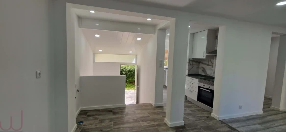 Apartamento T2 para Venda em Rio de Mouro