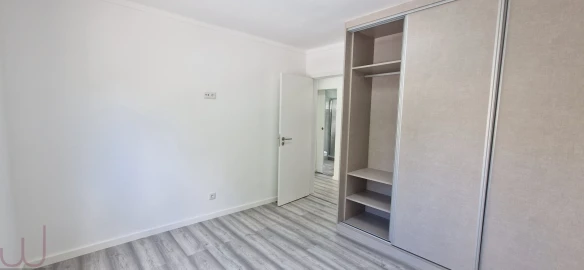 Apartamento T2 para Venda em Rio de Mouro
