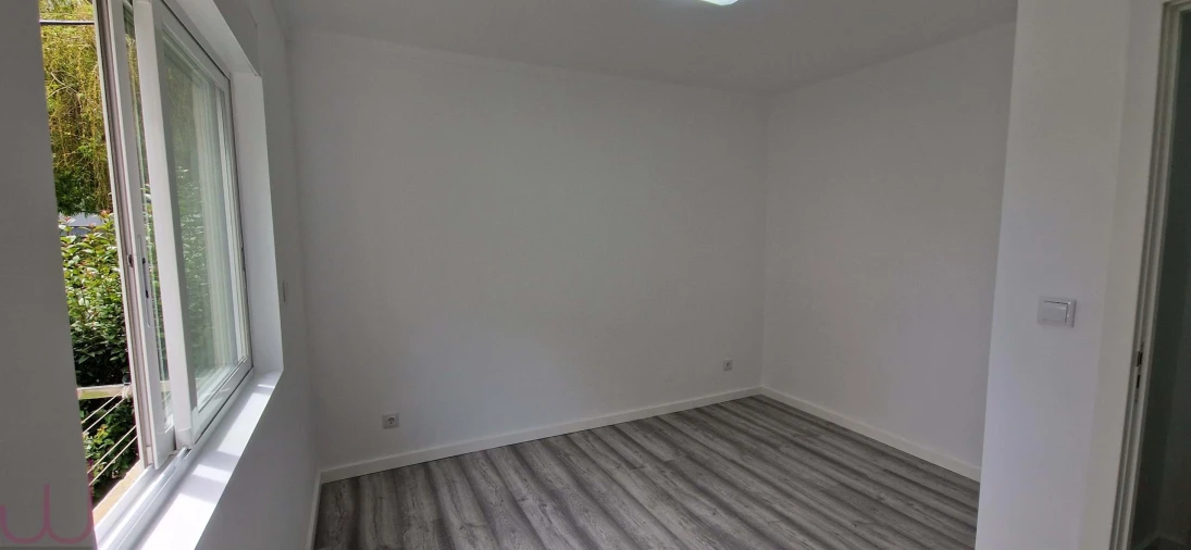 Apartamento T2 para Venda em Rio de Mouro Foto 25
