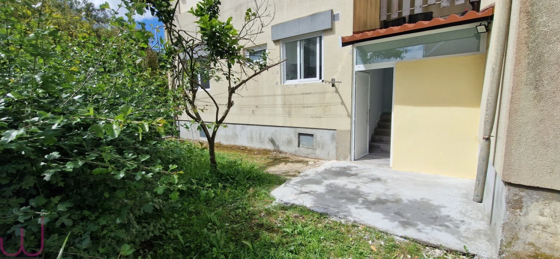 Apartamento T2 para Venda em Rio de Mouro Foto 14