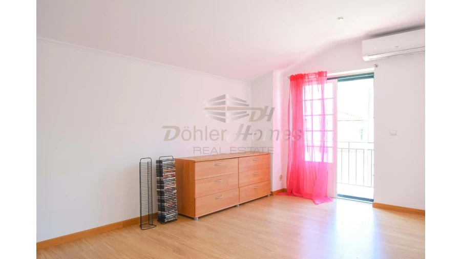 Moradia T5 para Venda em Ramada e Caneças Foto 31