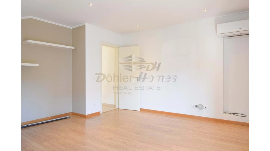 Moradia T5 para Venda em Ramada e Caneças Foto 28