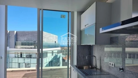 Apartamento T3 para Venda em Funchal (Se)