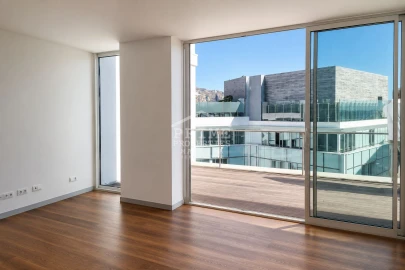 Apartamento T3 para Venda em Funchal (Se)
