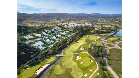 Moradia T4 para Venda em Loule (São Clemente)