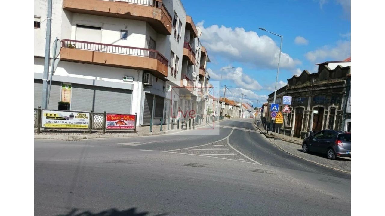 Negócio para Venda em Palhais e Coina Foto 5
