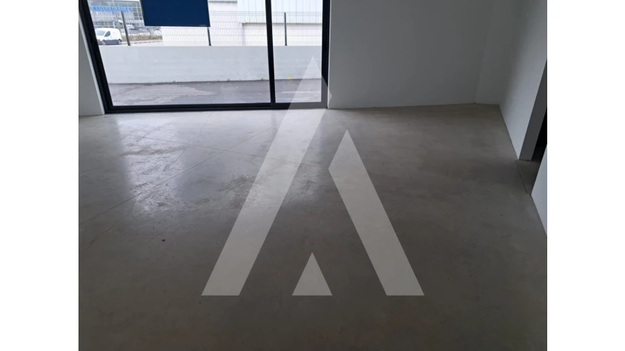 Armazém para Arrendamento em Cacia