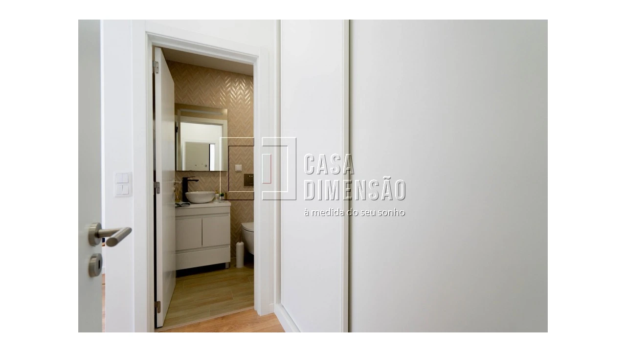 Apartamento T2 para Venda em São Domingos de Benfica Foto 36
