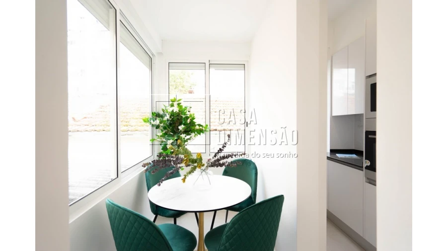 Apartamento T2 para Venda em São Domingos de Benfica Foto 13