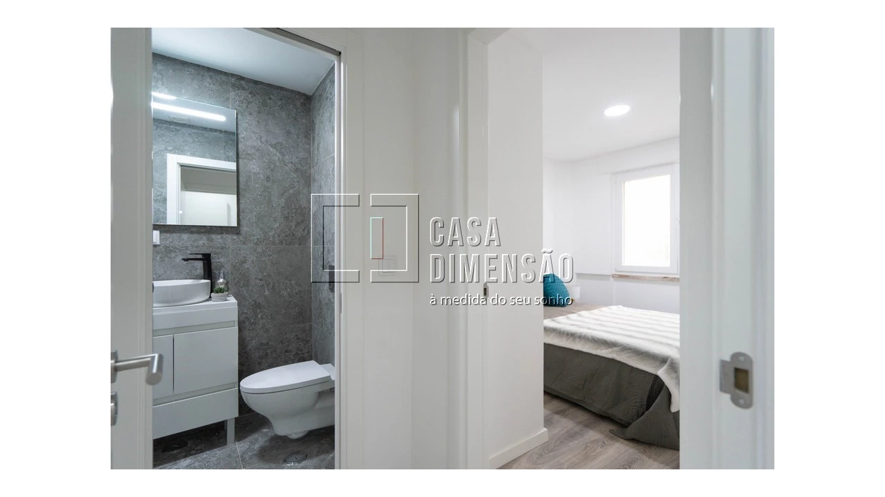 Apartamento T2 para Venda em Penha de França Foto 18
