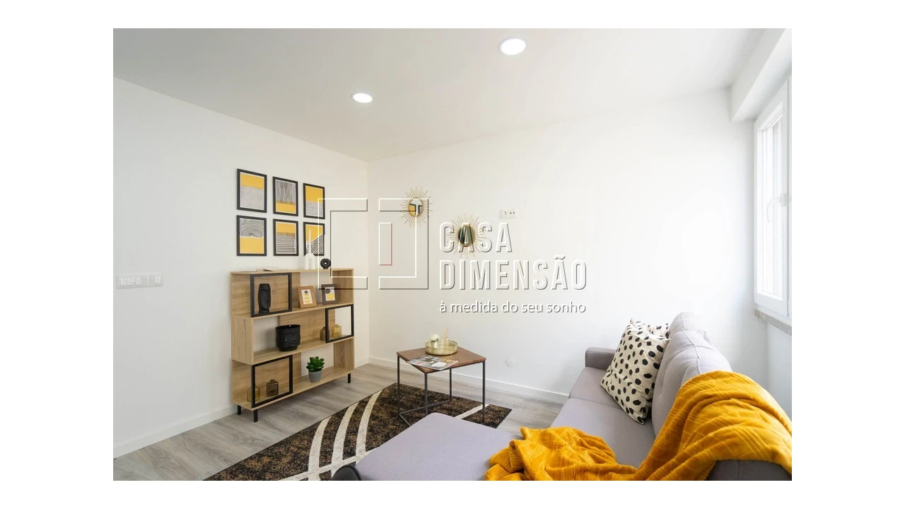 Apartamento T2 para Venda em Penha de França Foto 5
