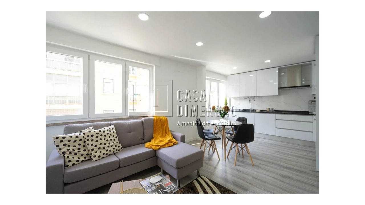 Apartamento T2 para Venda em Penha de França Foto 7