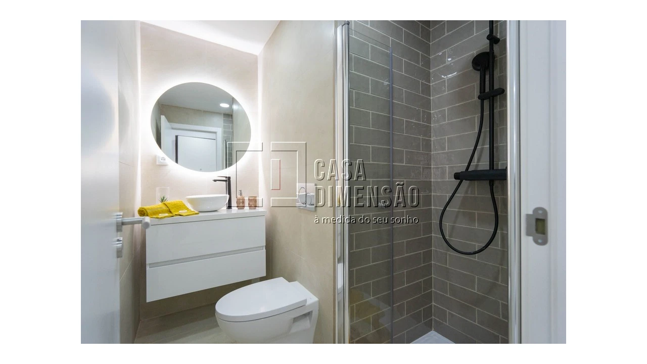 Apartamento T2 para Venda em Penha de França Foto 13