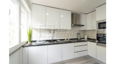 Apartamento T2 para Venda em Penha de França