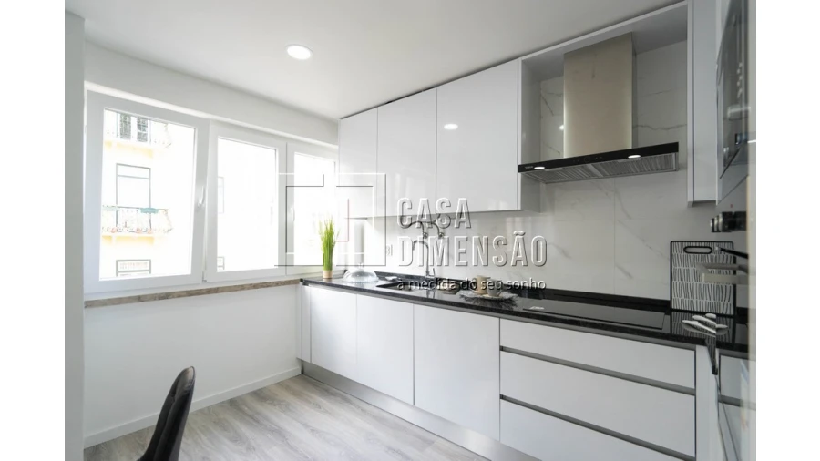 Apartamento T2 para Venda em Penha de França Foto 8