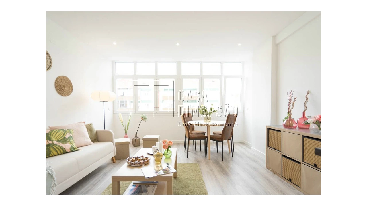 Apartamento T1 para Venda em São Domingos de Benfica Foto 2