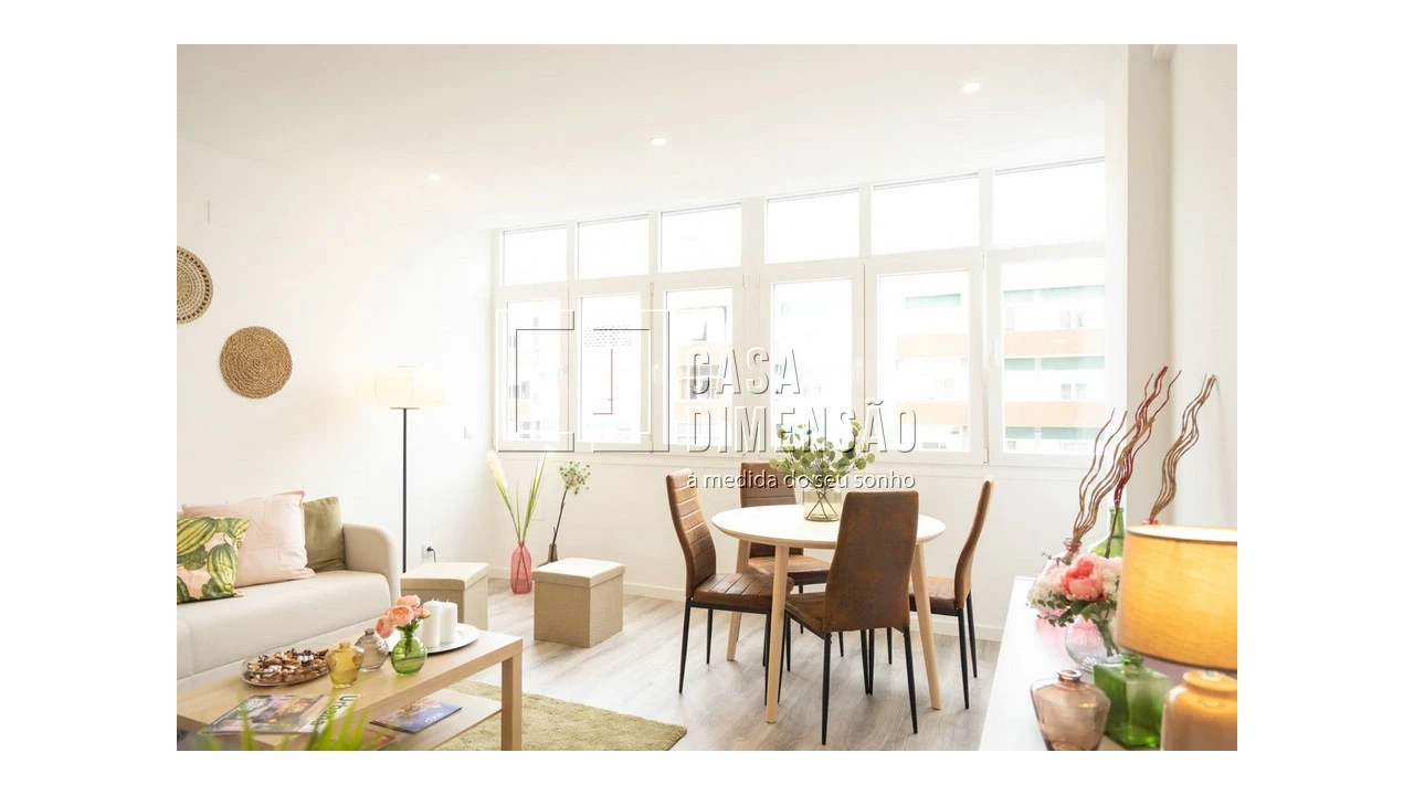 Apartamento T1 para Venda em São Domingos de Benfica Foto 5