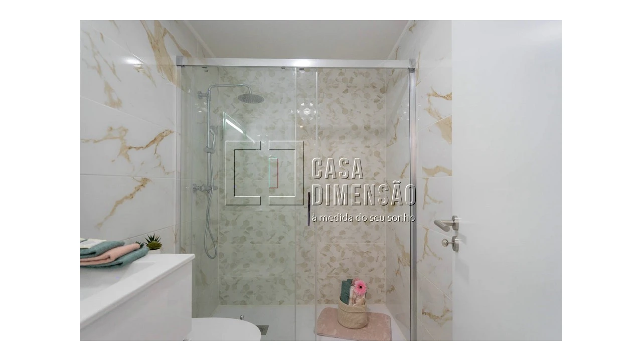 Apartamento T1 para Venda em São Domingos de Benfica Foto 16