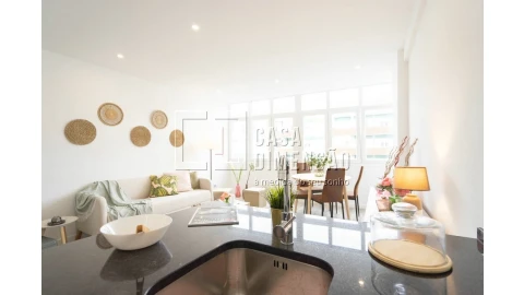 Apartamento T1 para Venda em São Domingos de Benfica