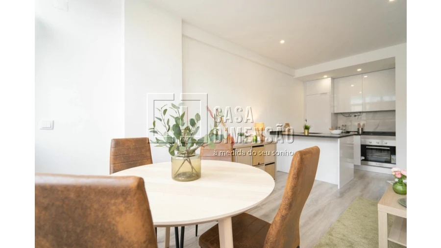 Apartamento T1 para Venda em São Domingos de Benfica Foto 7