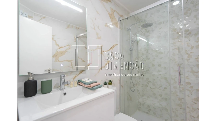 Apartamento T1 para Venda em São Domingos de Benfica Foto 15