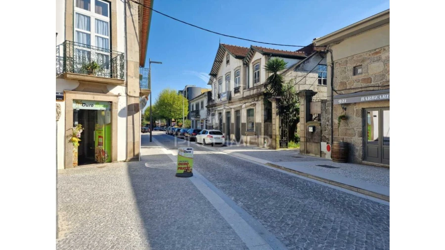 Moradia T4 para Venda em Caldelas Foto 5