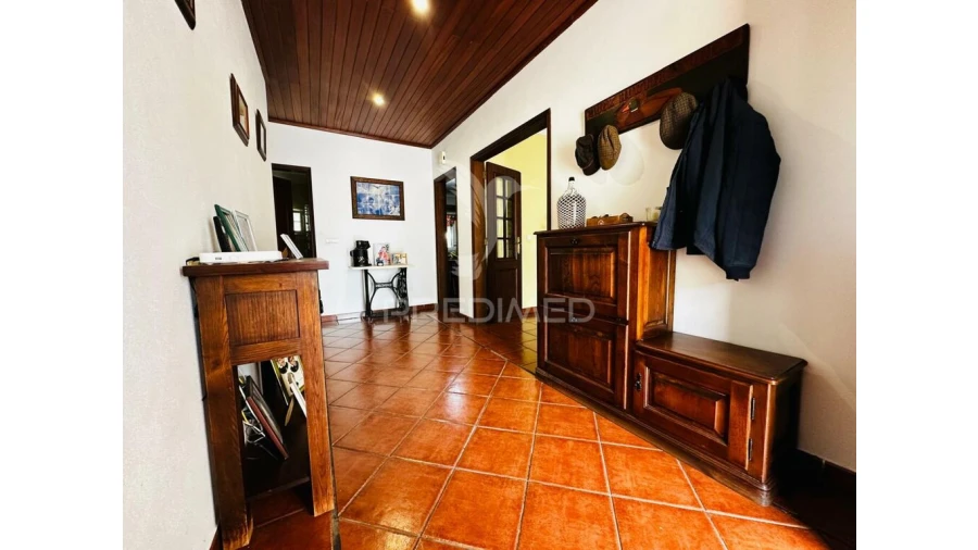 Quinta T3 para Venda em Assunção, Ajuda, Salvador e Santo Ildefonso Foto 5