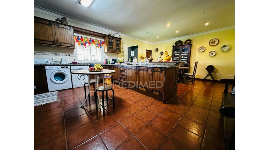 Quinta T3 para Venda em Assunção, Ajuda, Salvador e Santo Ildefonso Foto 7