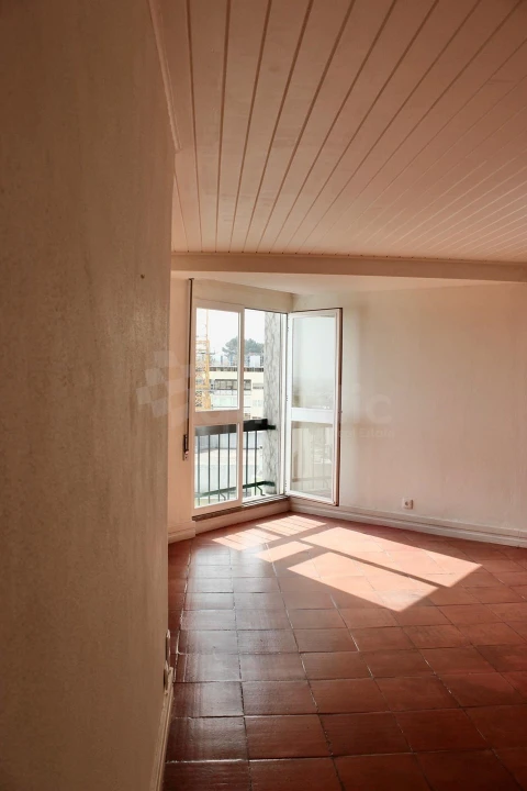 Apartamento T4 para Arrendamento em Cascais e Estoril