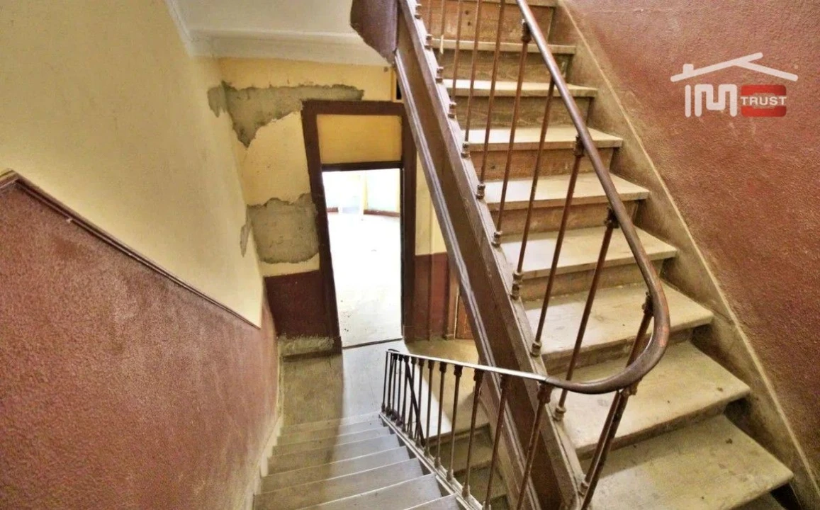 Prédio para Venda em Santa Maria Maior Foto 8