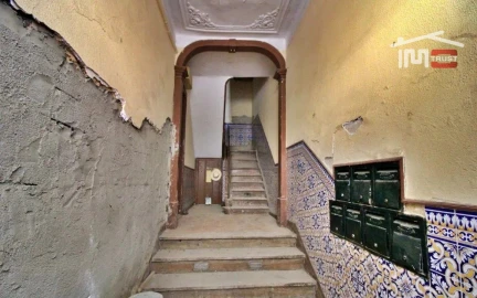 Prédio para Venda em Santa Maria Maior