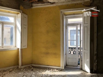 Prédio para Venda em Santa Maria Maior