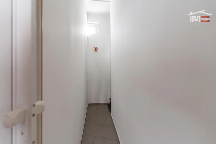 Loja para Venda em Marinha Grande Foto 10