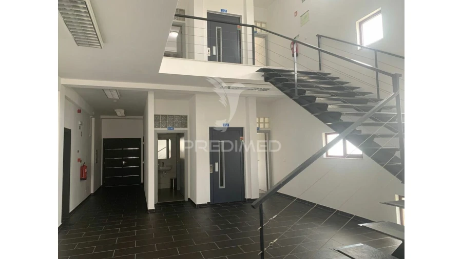 Escritório para Arrendamento em Malagueira e Horta das Figueiras Foto 5