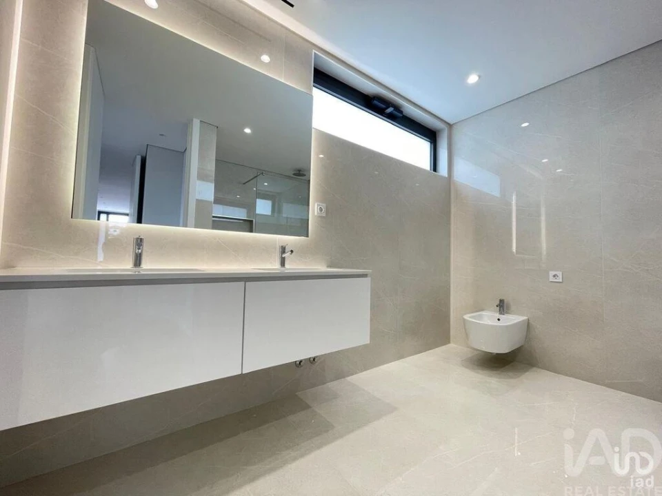 Moradia T3 para Venda em Abade de Neiva Foto 29